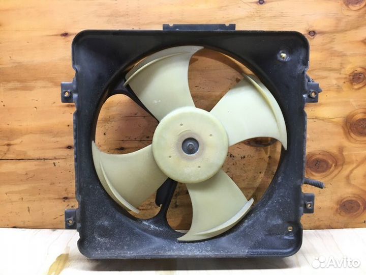 Диффузор радиатора Honda Logo GA3 D13B 2001