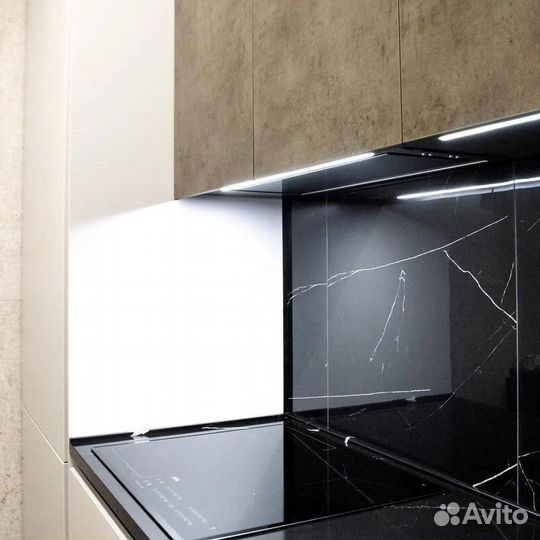 Кухня в потолок