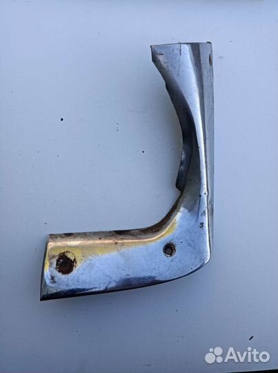 Ободки уголок для фар Москвич 412