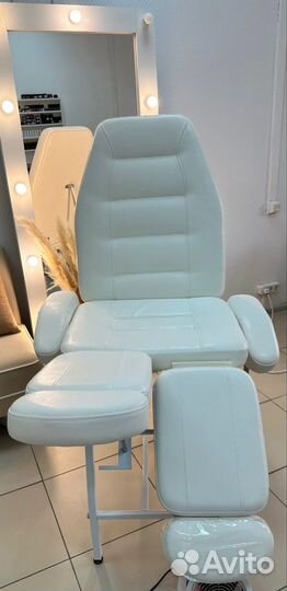 Педикюрное кресло
