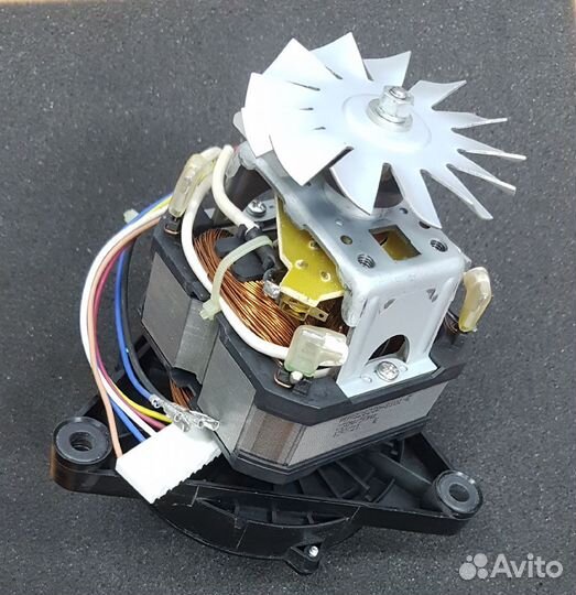 Привод для кухонной машины / комбайна Bosch