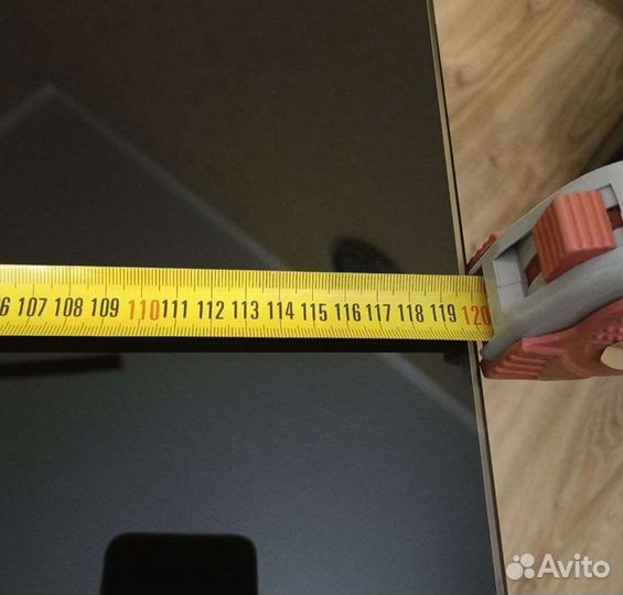 Стеклянная тумба под аппаратуру и тв