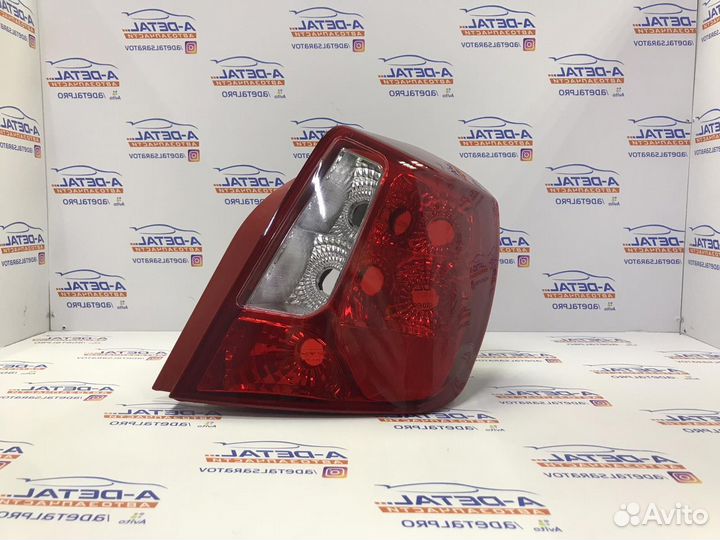 Фонарь задний правый Chevrolet Lacetti (седан)