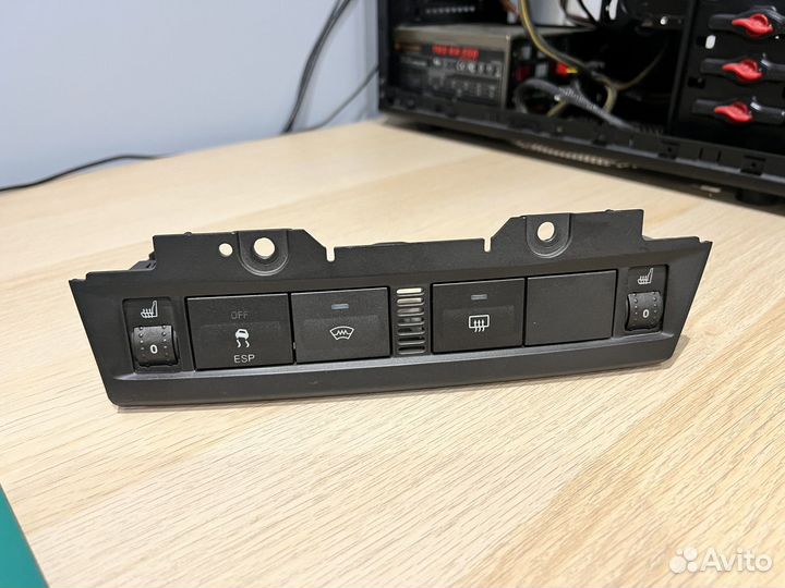 Блок кнопок обогрева Ford Focus 2