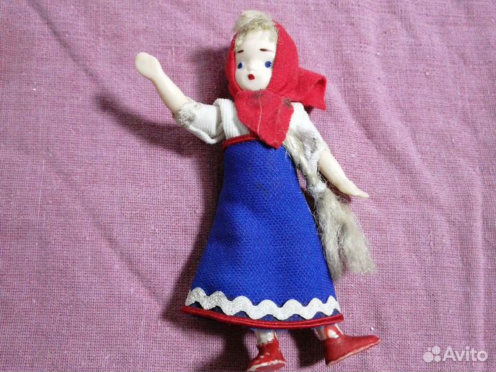 Кукла сувенирная