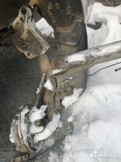 Рено Логан 1 балка задняя