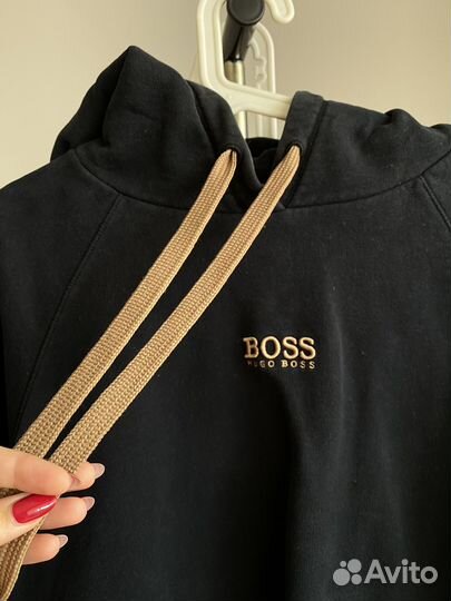 Hugo boss женский костюм