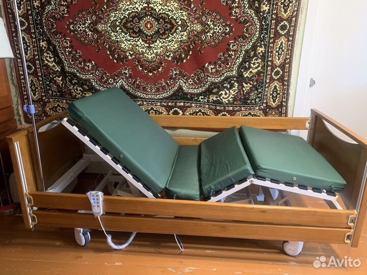 Кровать для лежачих больных Armed FS3236WM