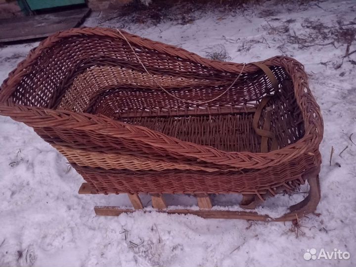 Санки и плетеные санки - карета