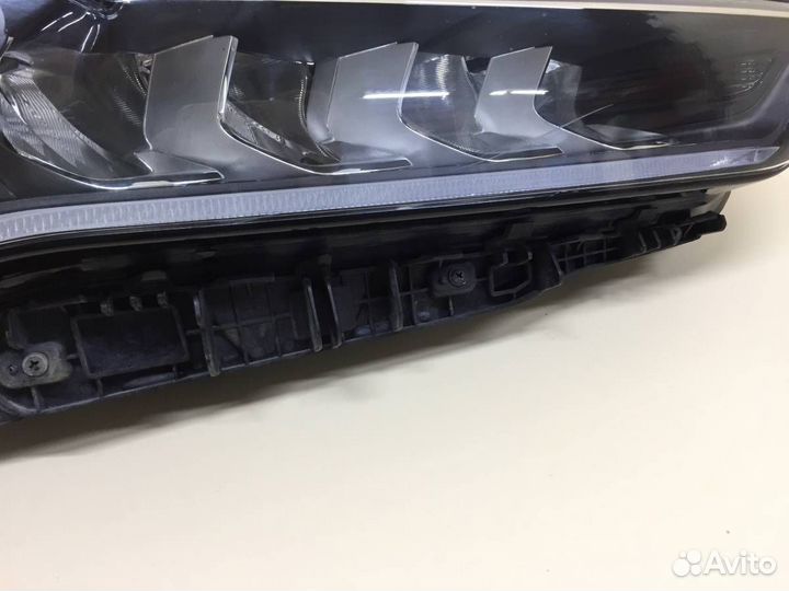 Фара правая Kia K5