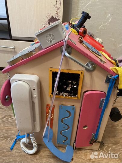 Бизиборд домик