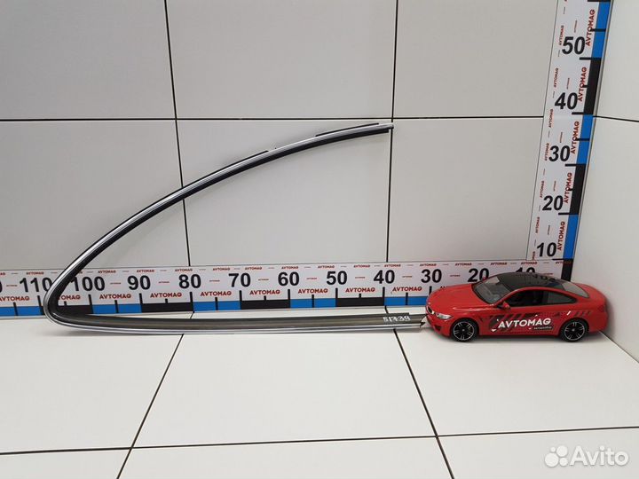 Молдинг стекла задний правый