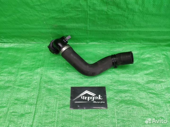 Патрубок системы охлаждения Volkswagen Touareg