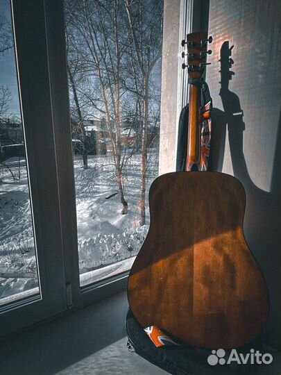 Электро-акустическая гитара Cort AD810E