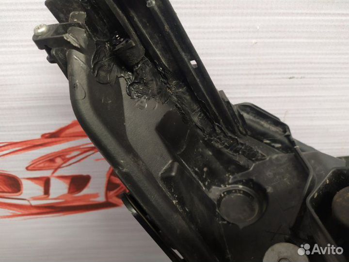 Фара левая Lexus NX