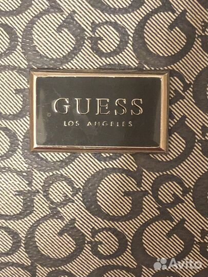 Косметичка guess