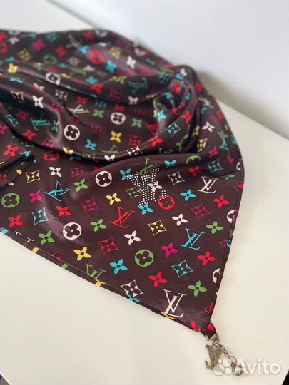 Женский шарф