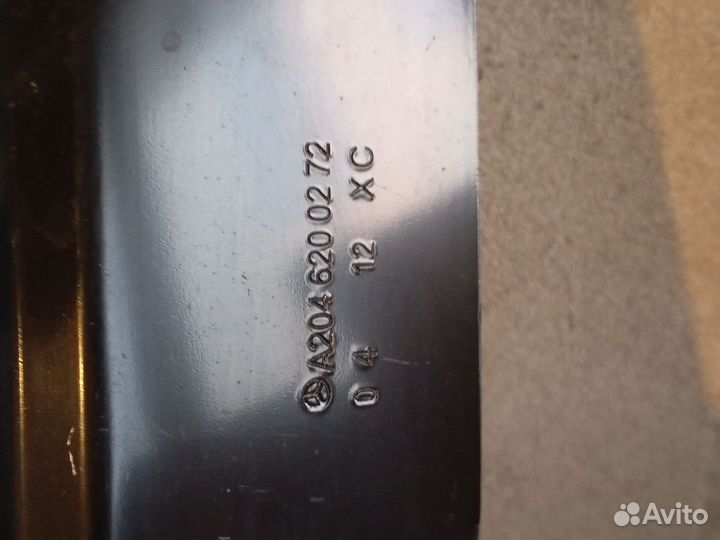 Планка капота на Мерседес W 204