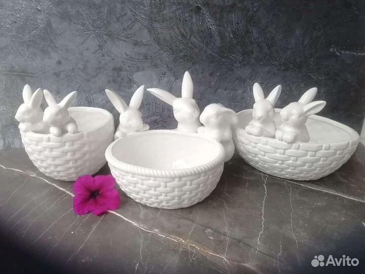 Посуда с кроликами в ассортименте