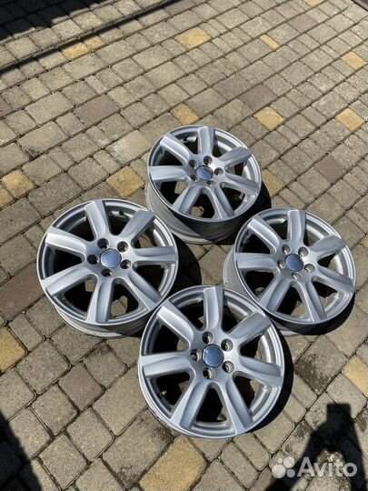 Диски на Volkswagen polo r 15
