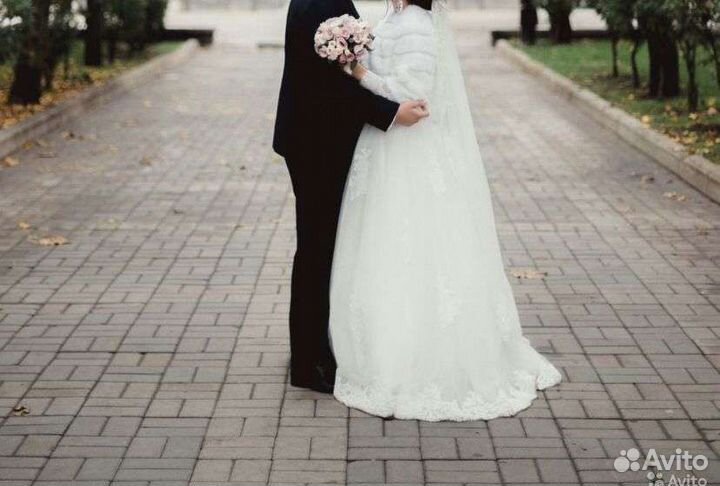 Свадебное платье