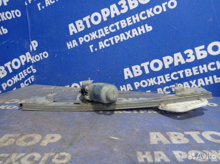 Задний правый стеклоподъемник Renault Logan 1