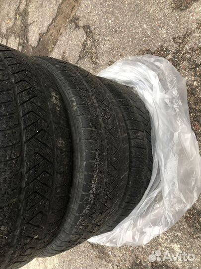 Pirelli Scorpion Ice&Snow 235/65 R17