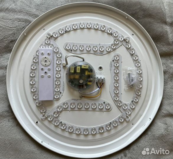 Светодиодный светильник с пультом 60 вт