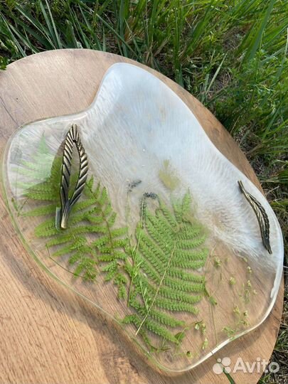 Поднос из смолы в подарок