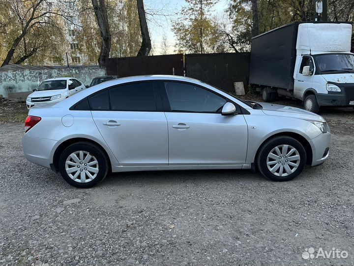 Chevrolet Cruze 1.8 МТ, 2012, 242 000 км