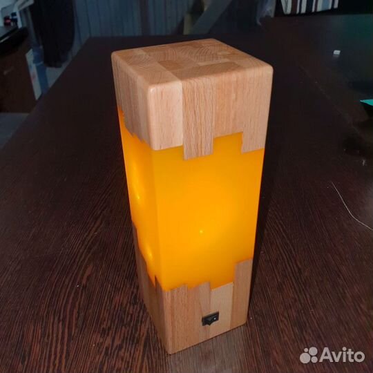 Ночник из бука и эпокcидной смолы