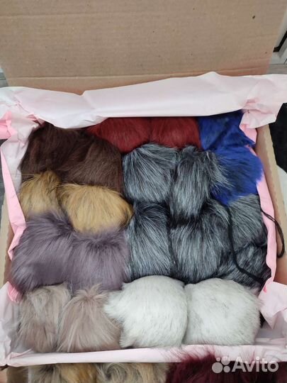 Помпоны искусственные и натуральные