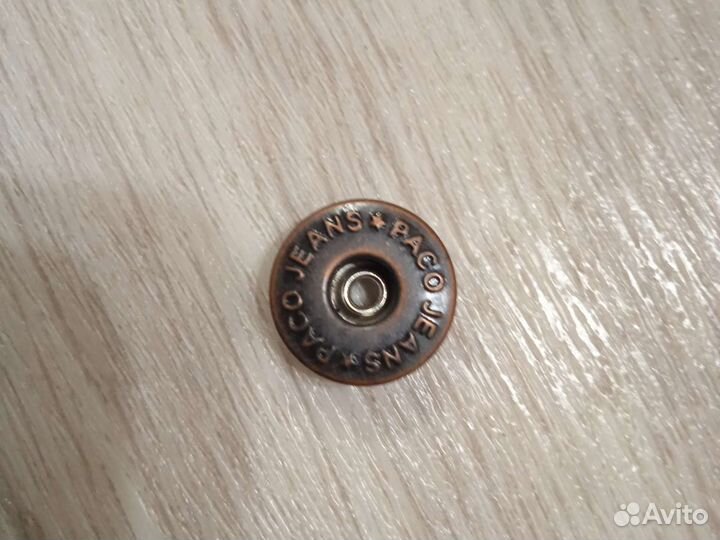 Пуговица металлическая на jeans Boy London