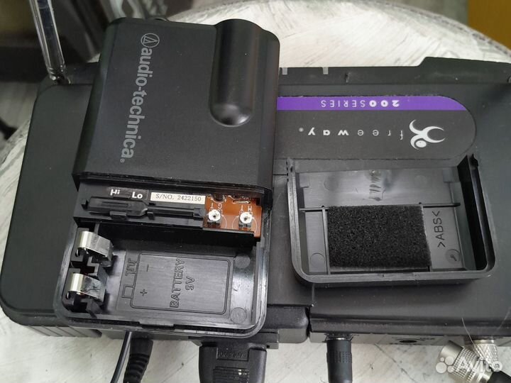 Радиосистема Audio-teсnica ATW R200