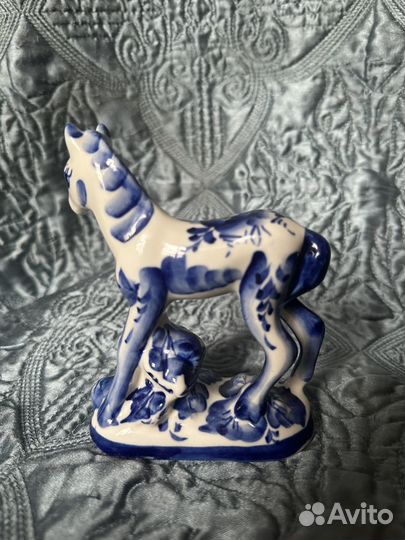 Статуэтка Лошадь Жеребенок Гжель символ 2026 года