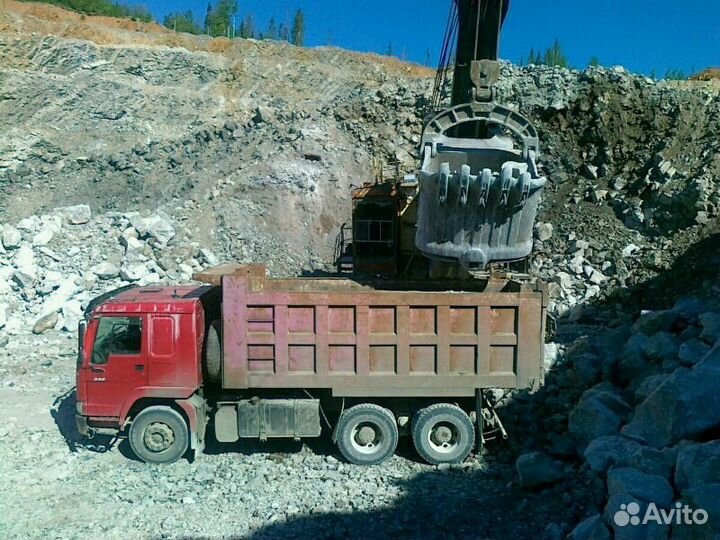 Услуги самосвалов 20куб и погрузчик 1.6 куб