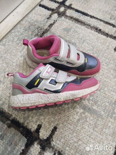 Кроссовки primigi 30 р