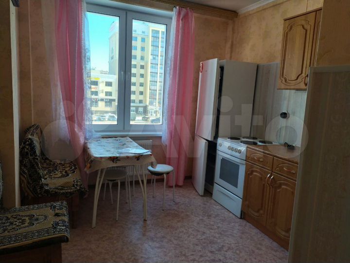 2-к. квартира, 66 м², 3/9 эт.