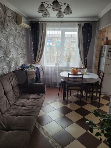 4-к. квартира, 62 м², 3/5 эт.