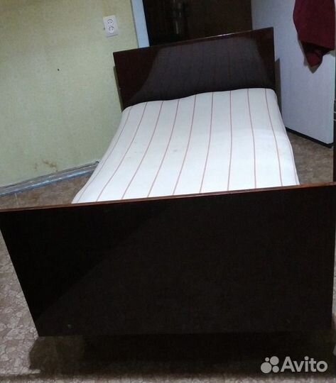 Кровать бу (полуторка)