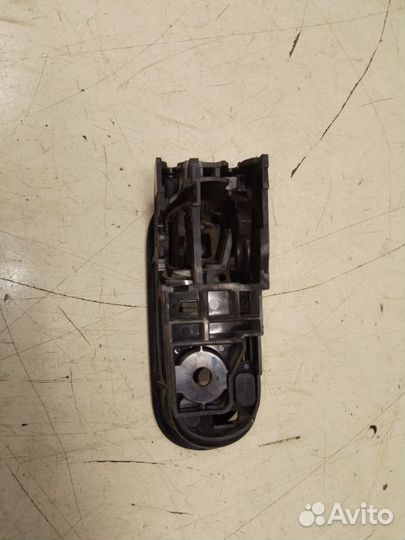 Ручка двери внутренняя задняя левая Mazda Cx-7