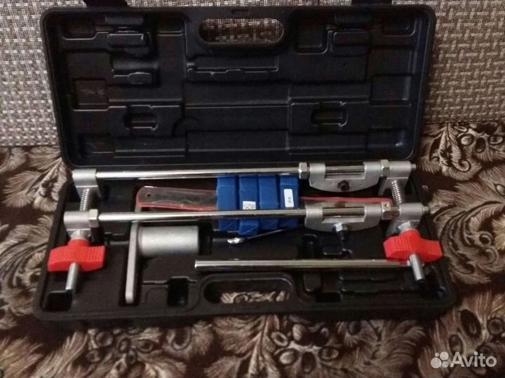 Инструмент для врезки замков