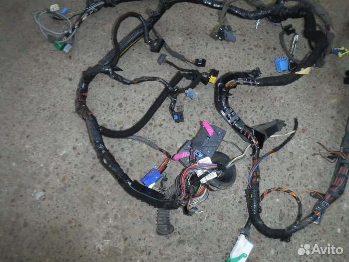 Жгут проводов панели приборов Opel Meriva Z16XE