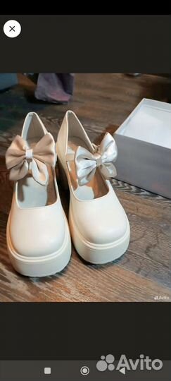 Платье и туфли