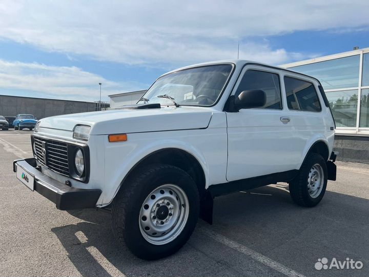LADA 4x4 (Нива) 1.7 МТ, 2012, 165 000 км
