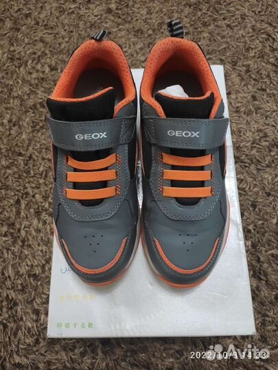 Кроссовки Geox, 34 размер