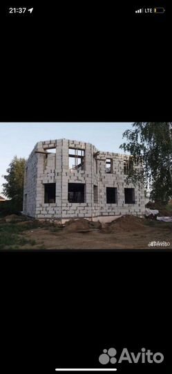 Бригада строителей