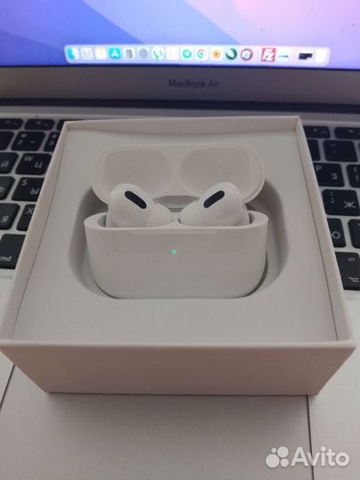 Беспроводные наушники airpods