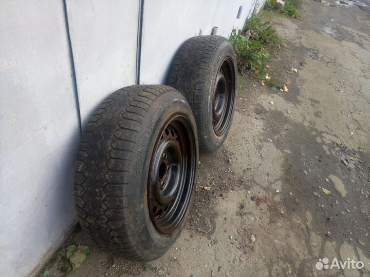 Разварки 2шт. R15 5x112 стояли на Мерседесе