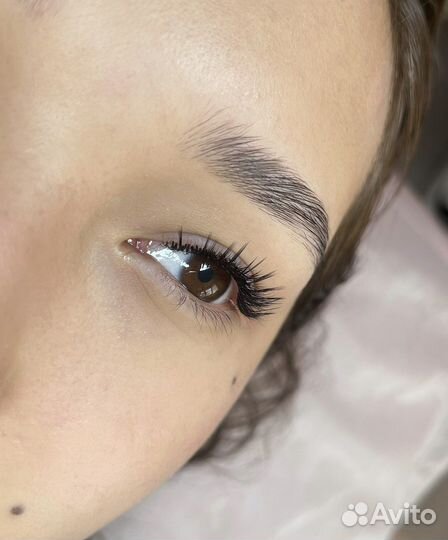 Наращивание ресниц и брови